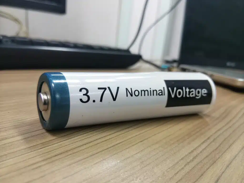 3.7v nominal voltage